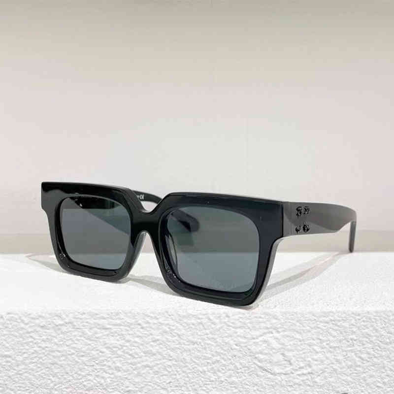Product 2022 New shades Fashion Ow40001 Star Same Off White Men's and Women's Hip-hop Sunglasses 2 Panic buying On Sale
Product 2022 New shades Fashion Ow40001 Star Same Off White Men's and Women's Hip-hop Sunglasses 2 Panic buying On Sale
