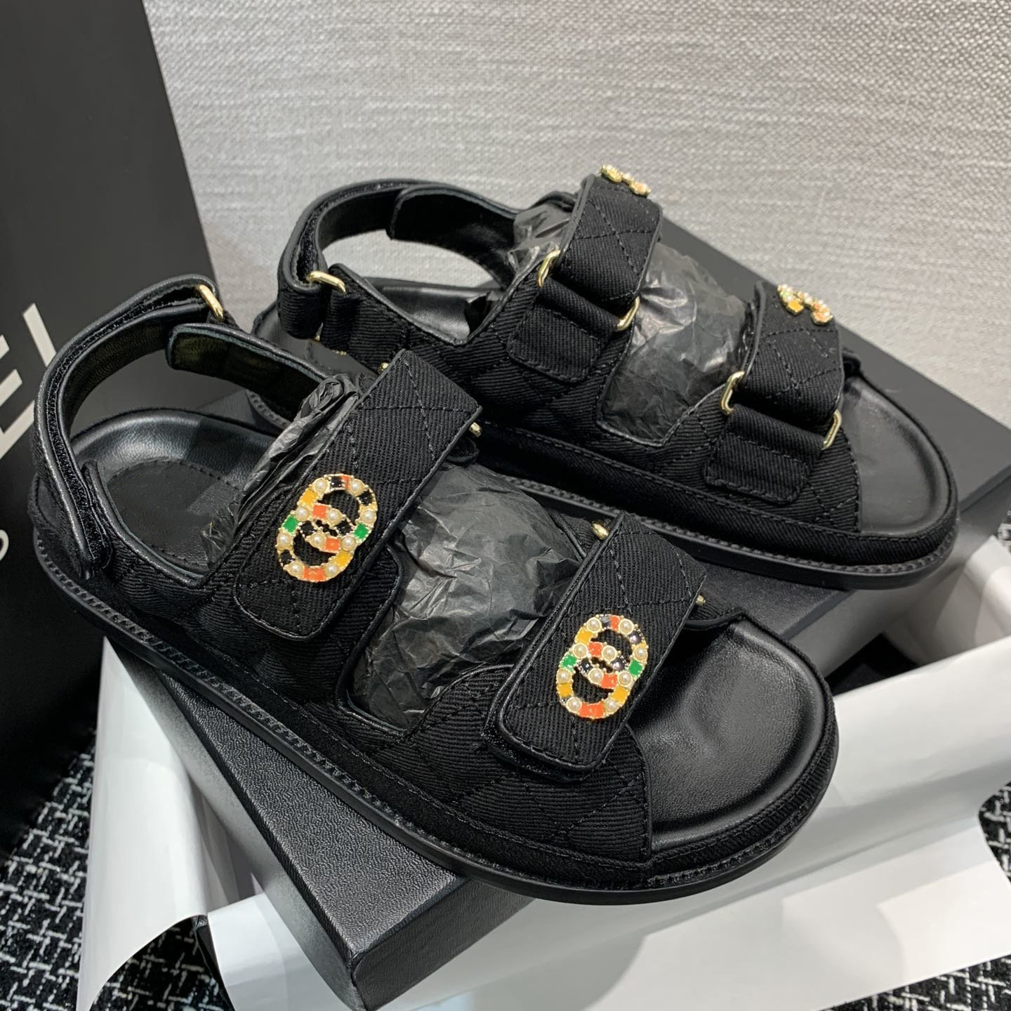 High quality luxury designer ladies Shoes sandals Summer sandals are simple versatile and comfortable for your feet, As picturer 1
High quality luxury designer ladies Shoes sandals Summer sandals are simple versatile and comfortable for your feet, As picturer 1