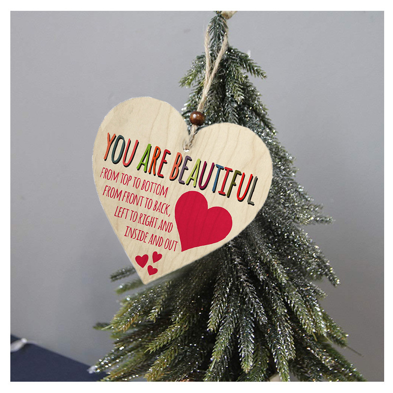 Handmade Wooden Heart Shaped Hanging Gift Plaque Pendant Family Friendship Love Sign Wine Tags Christmas Tree Small Hanging hearts Decor W0