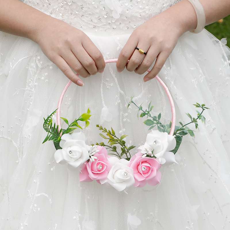Bride wedding hand-held garland new simulation flower wedding garland cross-border party props Western-style hand-held flower decoration