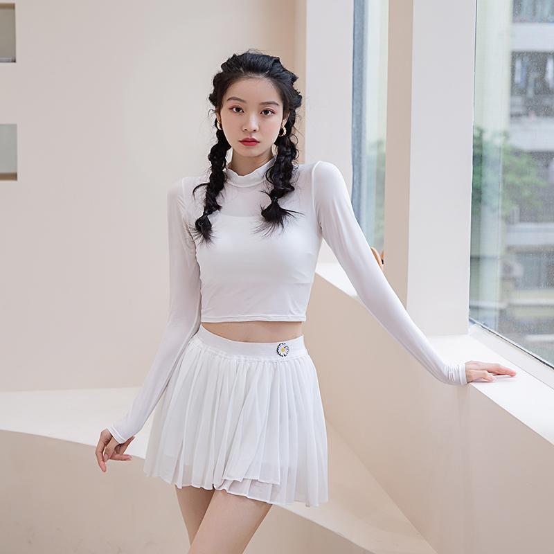Women's Swimwear Sport Long Sleeve Suncreen Bathers Push Up Padded Swimsuit High Waist Bikini Set Solid Two Pieces Beachwear Women, White
Women's Swimwear Sport Long Sleeve Suncreen Bathers Push Up Padded Swimsuit High Waist Bikini Set Solid Two Pieces Beachwear Women, White