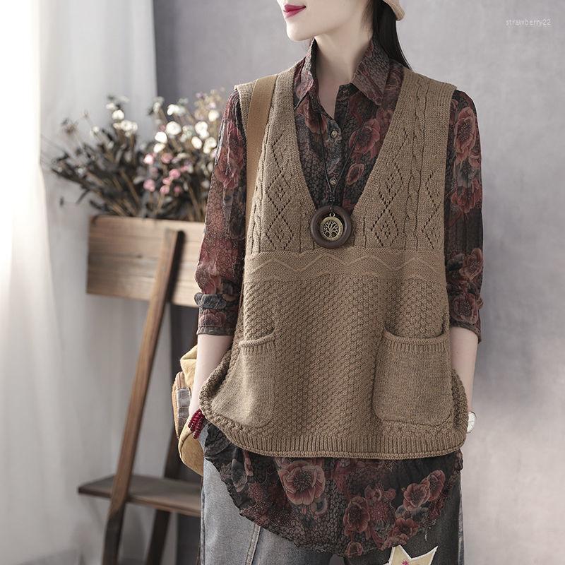 Women's Vests Casual Vintage Pullover Hollow Vest Woven Women Fashion Sleeveless Waistcoat For Outerwear Ladies Spring Autumn 2022 Stra22, Light khaki pocket
Women's Vests Casual Vintage Pullover Hollow Vest Woven Women Fashion Sleeveless Waistcoat For Outerwear Ladies Spring Autumn 2022 Stra22, Light khaki pocket