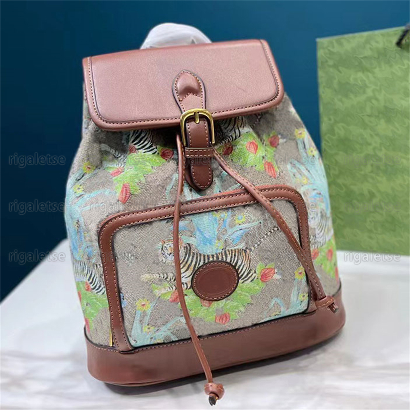Backpack with Interlocking G Ophidia medium backpack jumbo G High quality Bag skateboard with Web Genuine Leather trim Crossbody Handbag Purses fashion, Dust dag
Backpack with Interlocking G Ophidia medium backpack jumbo G High quality Bag skateboard with Web Genuine Leather trim Crossbody Handbag Purses fashion, Dust dag