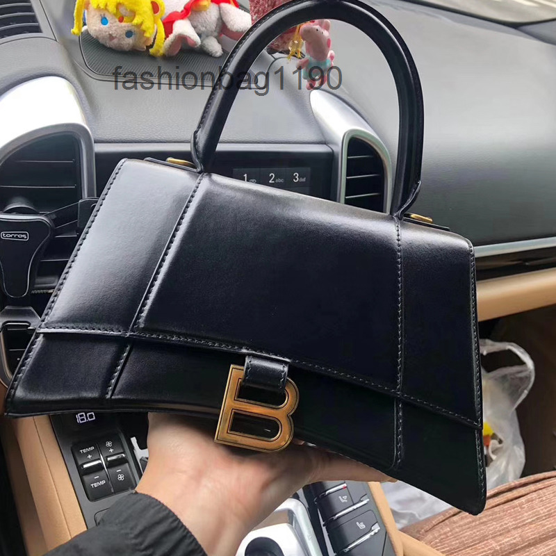 Mouth handbags 2022 Cowhide designer bag b Bags Balencaigbag Envelope Single Shoulder Home Leather Women's Crocodile Pattern B-button Hourglass Mini Small M5QE, Big red crocodile (12cm) mini
Mouth handbags 2022 Cowhide designer bag b Bags Balencaigbag Envelope Single Shoulder Home Leather Women's Crocodile Pattern B-button Hourglass Mini Small M5QE, Big red crocodile (12cm) mini