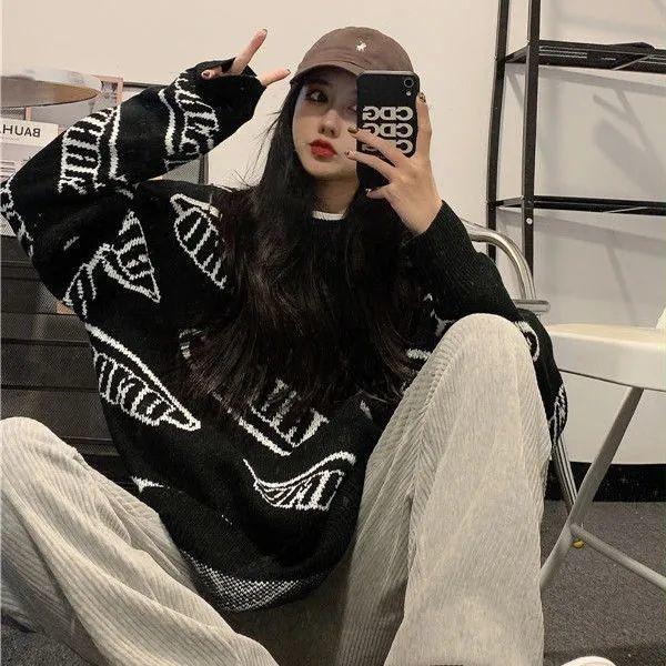 Women' Sweaters Halloween Retro Alphabet Jacquard Sweater Men And Women Loose Bf Lazy Wind All-match Autumn Couple Knitted Jacket TideWomen, Black
Women' Sweaters Halloween Retro Alphabet Jacquard Sweater Men And Women Loose Bf Lazy Wind All-match Autumn Couple Knitted Jacket TideWomen, Black