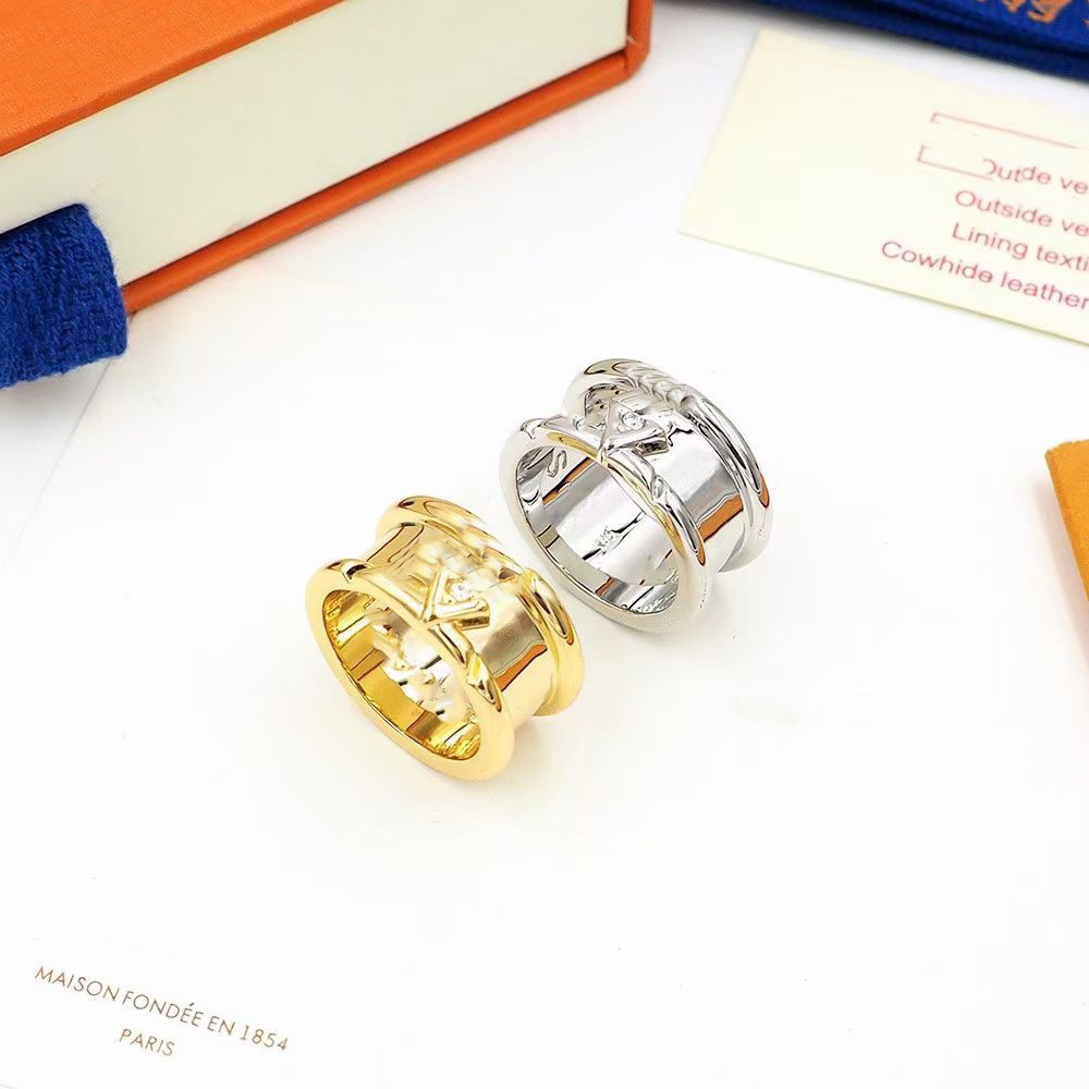 Luxury Titanium Steel Silver Gold Love Set auger Rings Bague For Mens and Women Wedding Couple Engagement Gift Jewelry Size 6-9 With Box
Luxury Titanium Steel Silver Gold Love Set auger Rings Bague For Mens and Women Wedding Couple Engagement Gift Jewelry Size 6-9 With Box
