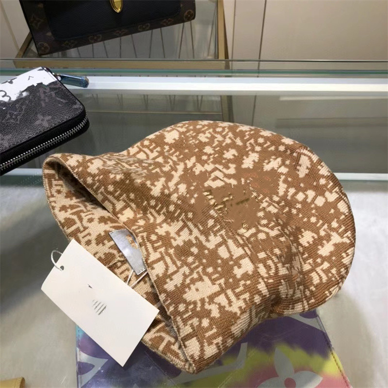 2022fashion mens designers hats bonnet winter beanie knitted wool hat plus velvet cap skullies Thicker mask Fringe beanies hats
2022fashion mens designers hats bonnet winter beanie knitted wool hat plus velvet cap skullies Thicker mask Fringe beanies hats