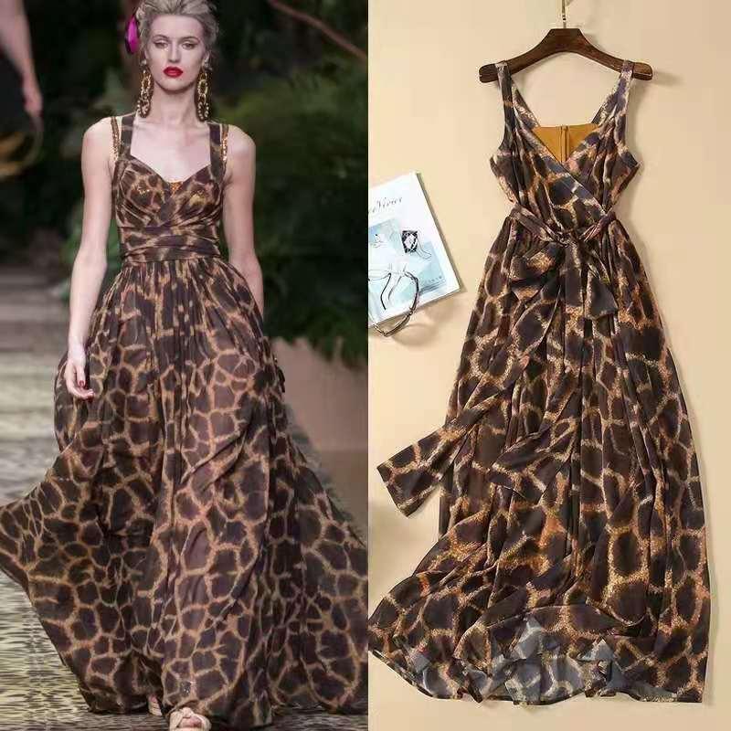 Casual Dresses High Quality Summer Fashion Holiday Beach Strap Chiffon Long Dress Sleeveless Classic Design Leopard Print DressesCasual, Auburn
Casual Dresses High Quality Summer Fashion Holiday Beach Strap Chiffon Long Dress Sleeveless Classic Design Leopard Print DressesCasual, Auburn
