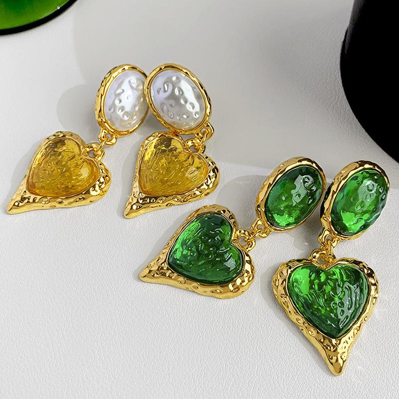 Dangle & Chandelier Minar Hyperbole Yellow Purple Green Color Heart Shaped Hanging Earring For Women Metallic Long Earrings Casual JewelryDa
Dangle & Chandelier Minar Hyperbole Yellow Purple Green Color Heart Shaped Hanging Earring For Women Metallic Long Earrings Casual JewelryDa