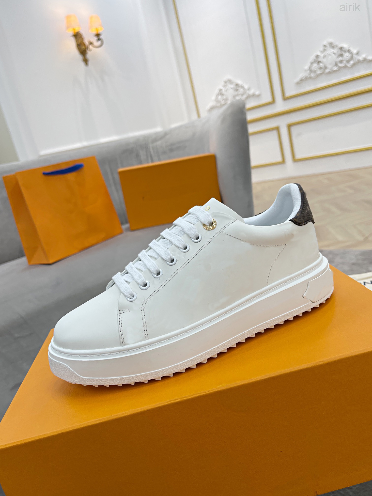 Designer Luxury TimeOut Sneakers Women Casual Shoes Lady Embossed Lambskin Calfskin White Pad Pattern Trend Retro Styles Comfort beauty, Color 2
Designer Luxury TimeOut Sneakers Women Casual Shoes Lady Embossed Lambskin Calfskin White Pad Pattern Trend Retro Styles Comfort beauty, Color 2