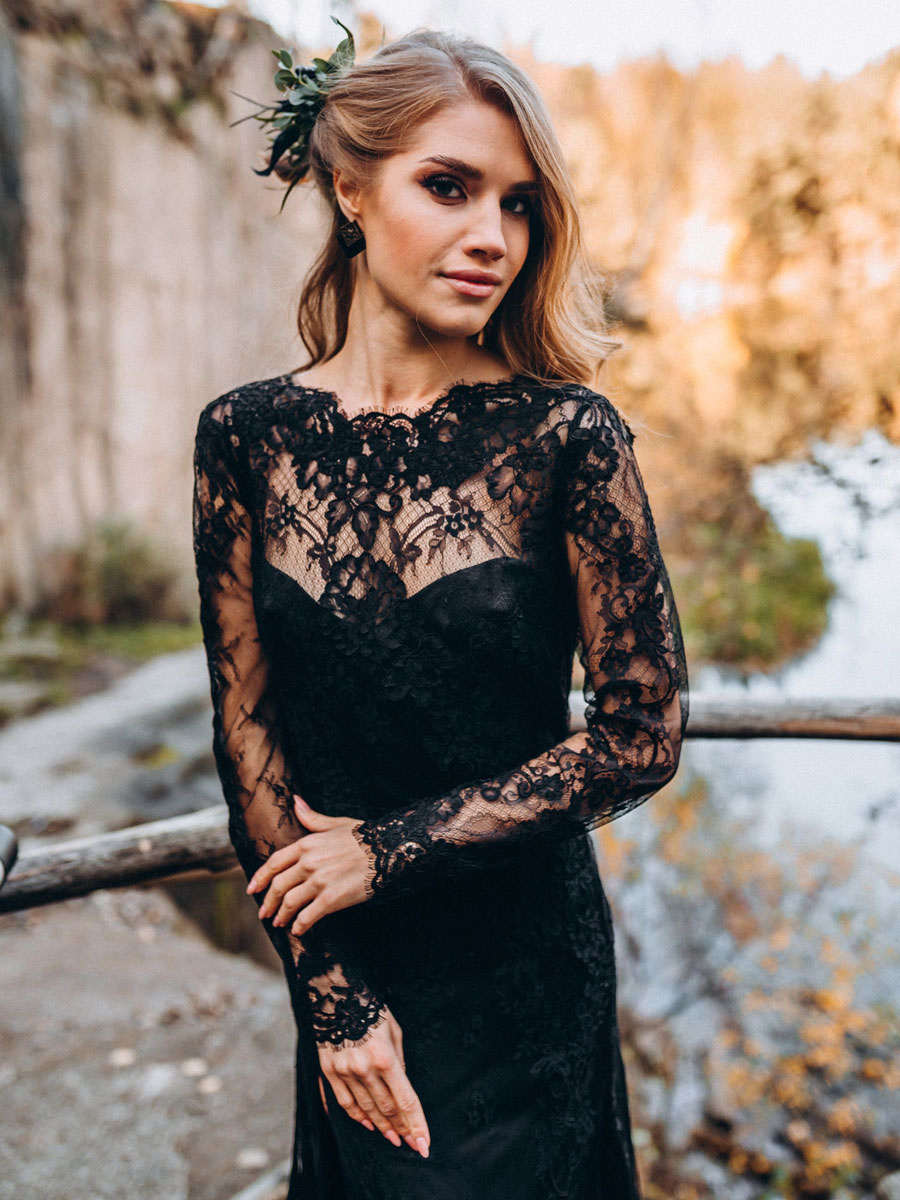 Black Gothic Wedding Dress Side Split Sexy Backless Lace Boho Bridal Gowns Vintage Long Sleeve Country Robe De Mariee Sweep Train Vestido