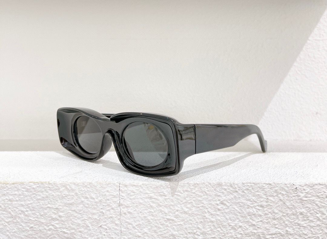 Womens Sunglasses For Women Men Sun Glasses Mens 400331 Fashion Style Protects Eyes UV400 Lens Top Quality With Box and Case
Womens Sunglasses For Women Men Sun Glasses Mens 400331 Fashion Style Protects Eyes UV400 Lens Top Quality With Box and Case