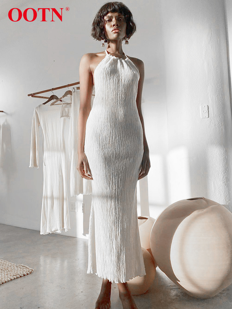 OOTN Halter Knitted Sexy Woman Dress Backless Summer Temperament Elegant Slim Bodycon Dress Midi Long Dresses Vestidos 220511