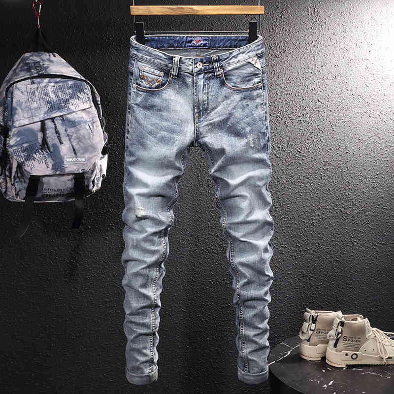 Light color worn and lengthened ripped jeans men's fashion youth leisure handsome versatile SLIM STRAIGHT trendy brand, Light blue
Light color worn and lengthened ripped jeans men's fashion youth leisure handsome versatile SLIM STRAIGHT trendy brand, Light blue