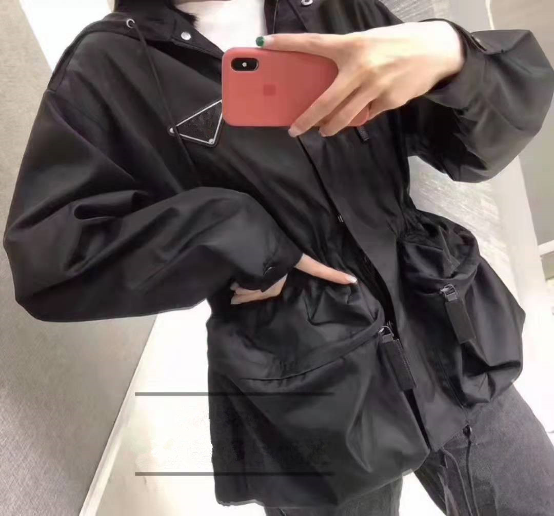 Womens Designer Jacket Hooded Outerwear Fashion Solid Color Metal Triangle Windbreaker Jackets Casual Ladies Jacket Coat Clothing Size -L, Ultrashort
Womens Designer Jacket Hooded Outerwear Fashion Solid Color Metal Triangle Windbreaker Jackets Casual Ladies Jacket Coat Clothing Size -L, Ultrashort