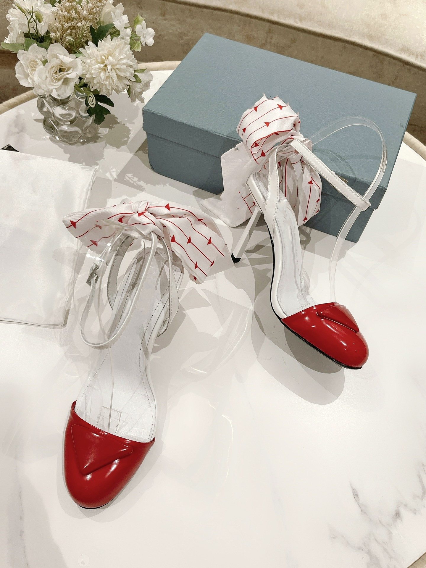 Summer new bow high-heeled toe sandals women's stiletto color-blocking leather word belt back empty Roman shoes