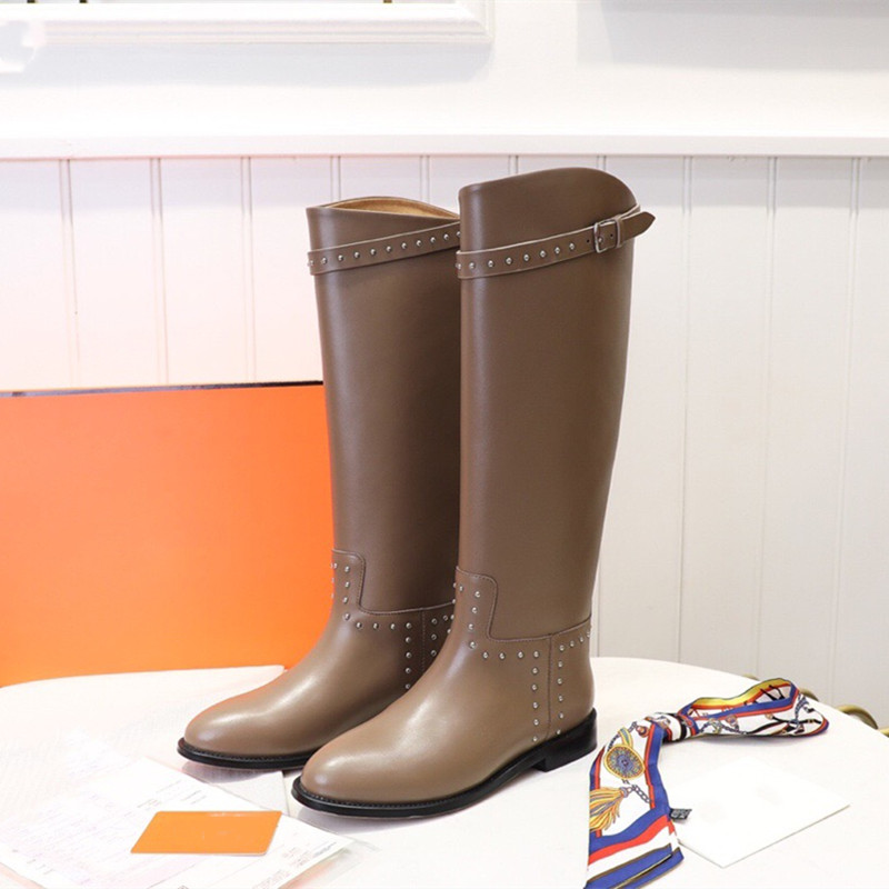 Top Luxury Autumn And Winter New Women Long Boots Leather Rivet Women's High Tube Knight Boots Bling Motorcycles Boot, As pic3
Top Luxury Autumn And Winter New Women Long Boots Leather Rivet Women's High Tube Knight Boots Bling Motorcycles Boot, As pic3