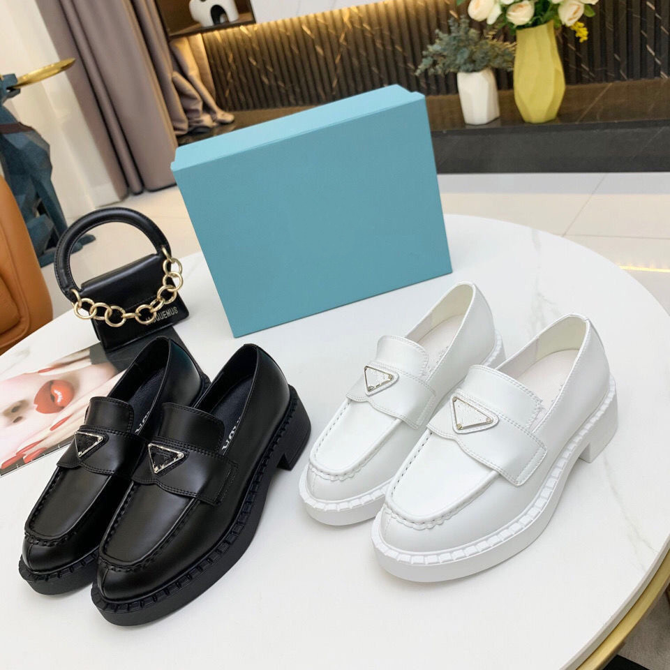 Lolita Brand Designer Shoes Girl Platform Black high heels fashion Round Toe Mary Jane Women Patent faux Leather Wedges Student Cosplay Shoes Pump tory sandals, P1 high quality patent 105
Lolita Brand Designer Shoes Girl Platform Black high heels fashion Round Toe Mary Jane Women Patent faux Leather Wedges Student Cosplay Shoes Pump tory sandals, P1 high quality patent 105