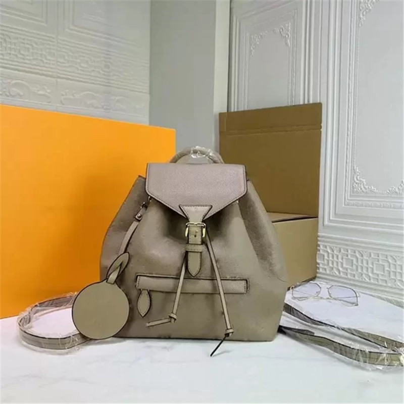 Summer Women Purse and Handbags 2022 New Fashion Casual Small Square Bags High Quality Unique Designer Shoulder Messenger Bags H0588, 19
Summer Women Purse and Handbags 2022 New Fashion Casual Small Square Bags High Quality Unique Designer Shoulder Messenger Bags H0588, 19