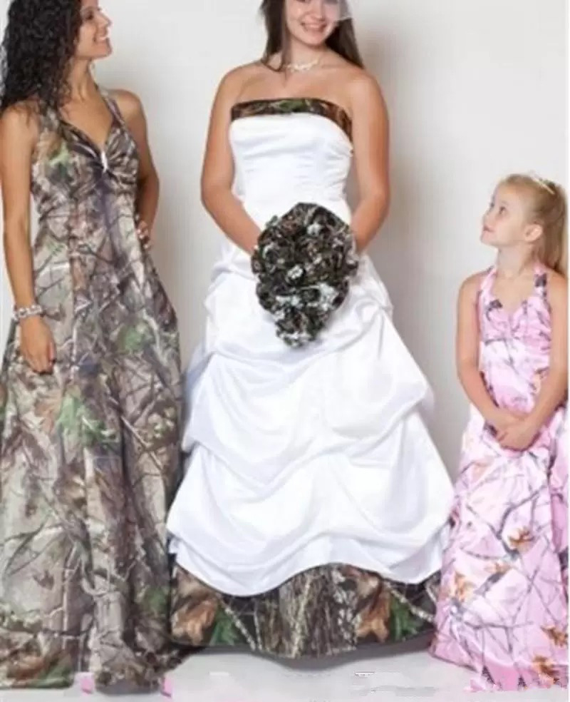 Vintage Realtree Camo Bridesmaid Dresses 2022 Modest Halter Stain backless Outdoor Beach Country Camo Maid of Honor Wedding Party Dress