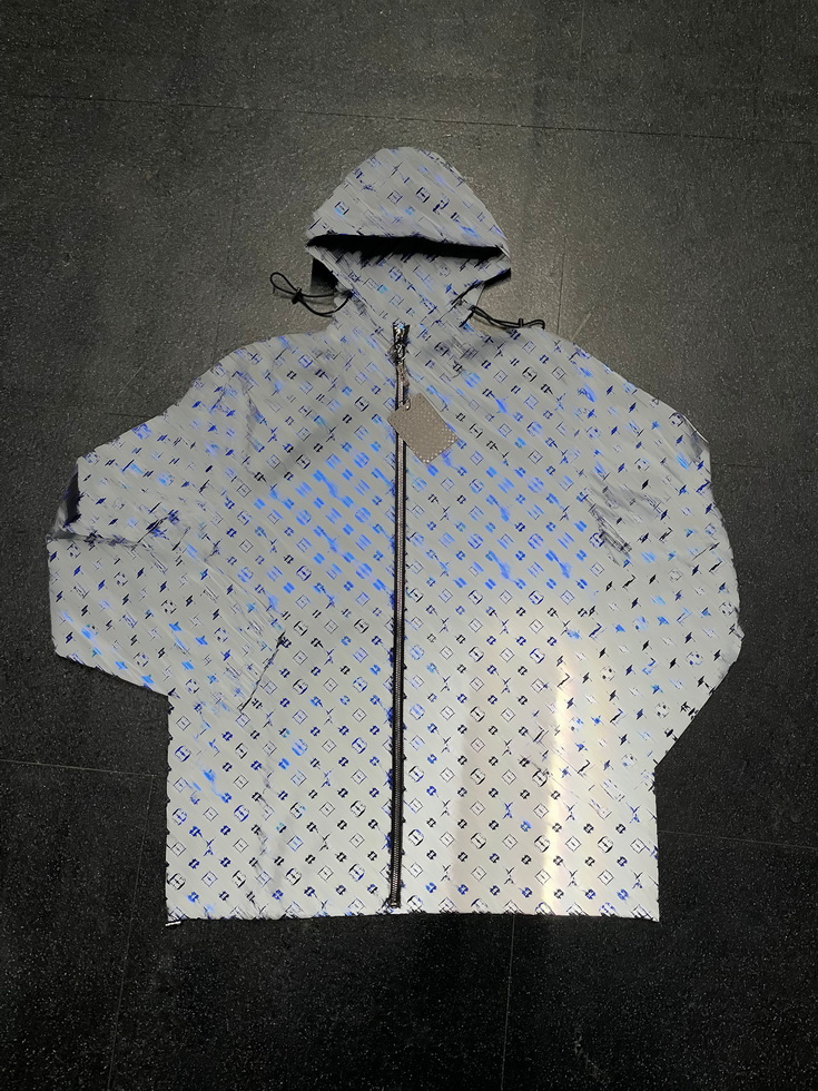 Spring Autumn Mens Casual The letter Hoodie Jacket Men Waterproof Clothes Men'S Windbreaker Coat Male Outwear
Spring Autumn Mens Casual The letter Hoodie Jacket Men Waterproof Clothes Men'S Windbreaker Coat Male Outwear