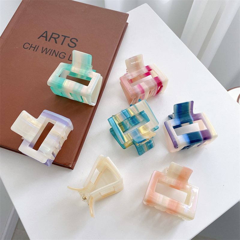 Length 5.2 CM Gradient Stripe Square Hair Clamps Women Medium Acetic Acid Scrunchies Hair Clips Geometric Splicing Color Ponytail Hairpins Accessories 7 Colors
Length 5.2 CM Gradient Stripe Square Hair Clamps Women Medium Acetic Acid Scrunchies Hair Clips Geometric Splicing Color Ponytail Hairpins Accessories 7 Colors