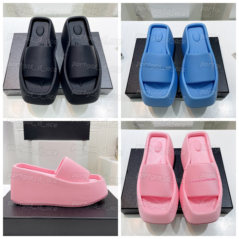 Thick Bottom Womens Slippers Summer Indoor Home Shoes Comfortable Anti Slip Platform Slippers
Thick Bottom Womens Slippers Summer Indoor Home Shoes Comfortable Anti Slip Platform Slippers