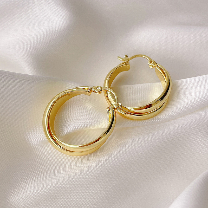 Chunky Gold Hoop Earrings For Women 18k Plated Thick Ear Buckle Twisted Huggie Hanging Drop Wedding Party Jewelry 220716
Chunky Gold Hoop Earrings For Women 18k Plated Thick Ear Buckle Twisted Huggie Hanging Drop Wedding Party Jewelry 220716
