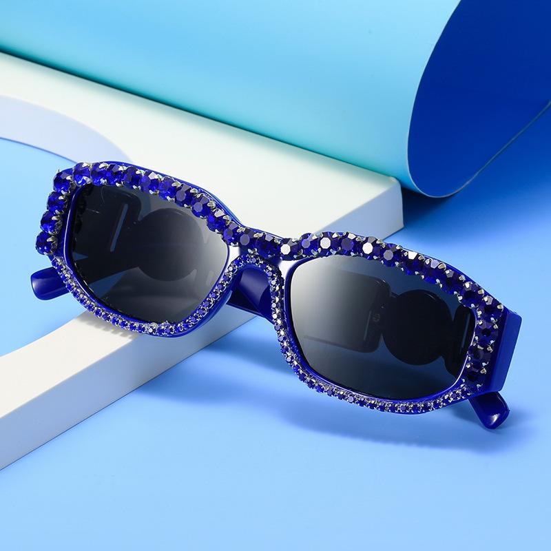 Sunglasses Small Square Diamond-studded European And American Fashion Polygon Head Glasses Personalized Street PogSunglasses
Sunglasses Small Square Diamond-studded European And American Fashion Polygon Head Glasses Personalized Street PogSunglasses