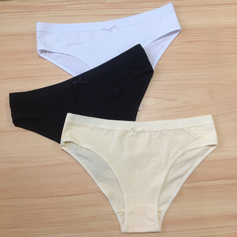 3 Pieces White Black Cotton Panties Women Underwear For Female Briefs Large Size Solid Low Waist Ladies Lingerie Culottes Femme 220511