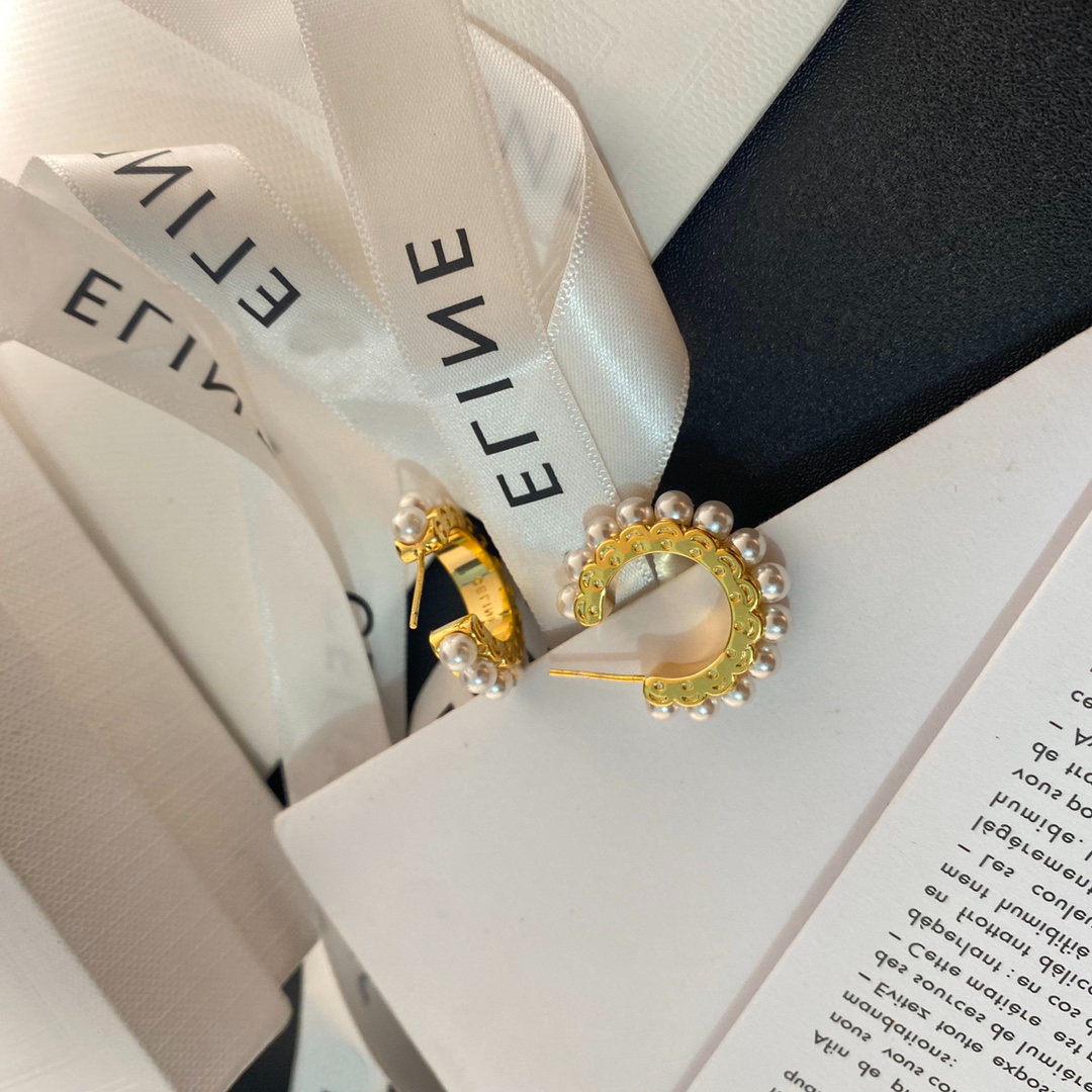 18K Gold Plated Designer Ear Stud Earrings Designers Geometry C-Letter Fashion Women Pearl Earring Wedding Jewerlry Classic Style A874
18K Gold Plated Designer Ear Stud Earrings Designers Geometry C-Letter Fashion Women Pearl Earring Wedding Jewerlry Classic Style A874