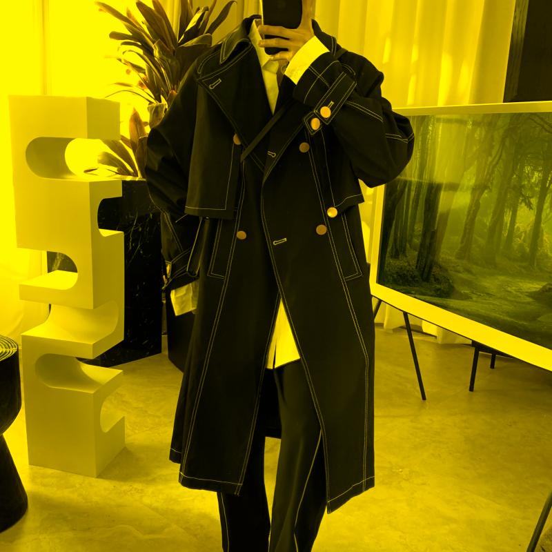 Men' Trench Coats Black Line Coat Men Spring And Autumn Design Sense 2022 Suit Collar Knee British Wind CoatMen
Men' Trench Coats Black Line Coat Men Spring And Autumn Design Sense 2022 Suit Collar Knee British Wind CoatMen