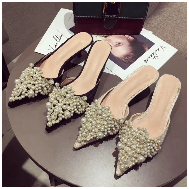 Brand Designer Slides Ladies Luxury Slipper Women Dress Mules Shoes Low Heel Pointed Toe Pearl Slippers, Flesh
Brand Designer Slides Ladies Luxury Slipper Women Dress Mules Shoes Low Heel Pointed Toe Pearl Slippers, Flesh