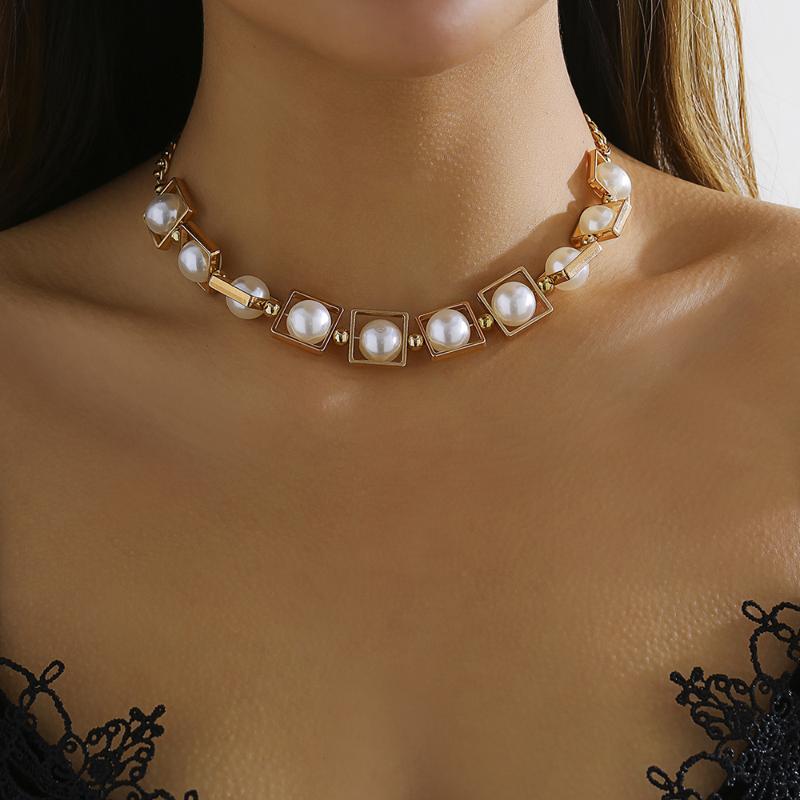Chains Pearl Balls Connector With Square Frame Strand Necklace For Women Retro Geometric Simple Beaded Clavicle Choker NecklaceChains
Chains Pearl Balls Connector With Square Frame Strand Necklace For Women Retro Geometric Simple Beaded Clavicle Choker NecklaceChains