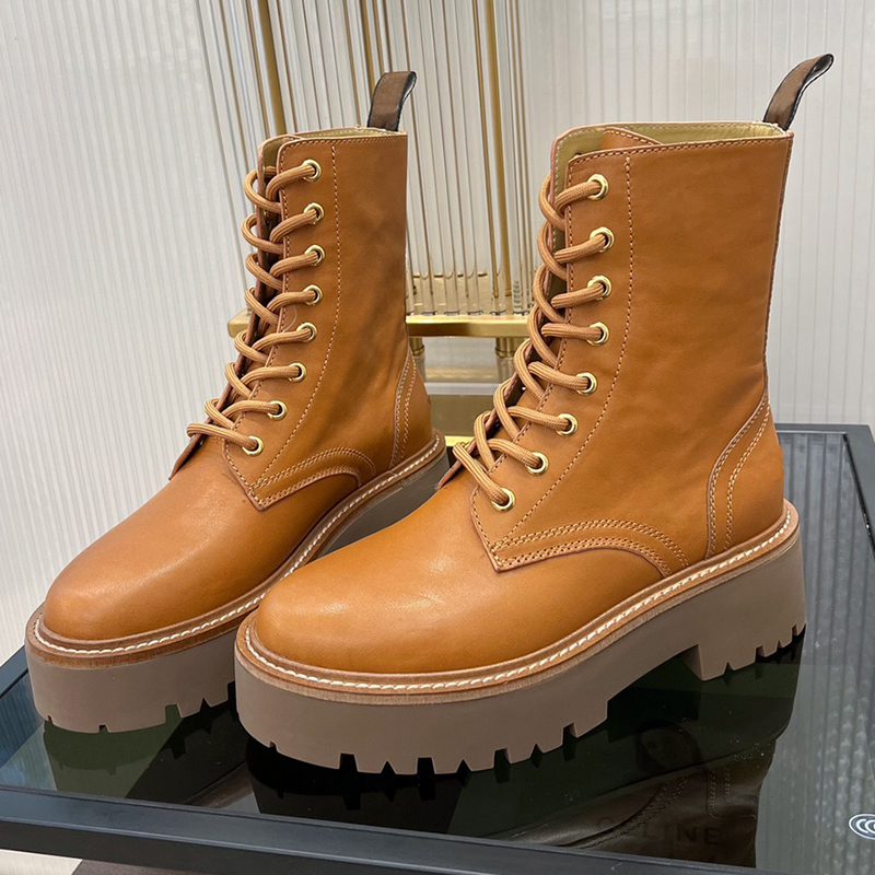 Designer Autumn Winter Lace Up Boots Luxury Martin Desert BootsFashion Cowboy Boot Hick Bottom Platform Boot Ankle Boot With Box NO397
Designer Autumn Winter Lace Up Boots Luxury Martin Desert BootsFashion Cowboy Boot Hick Bottom Platform Boot Ankle Boot With Box NO397