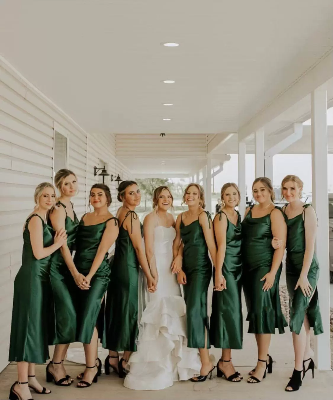 Dark Green Bridesmaid Dresses Satin Spaghetti Straps Back Slit Ruffles Pleats Tea Length Mermaid Plus Size Maid Of Honor Gown Country Wedding Party 40