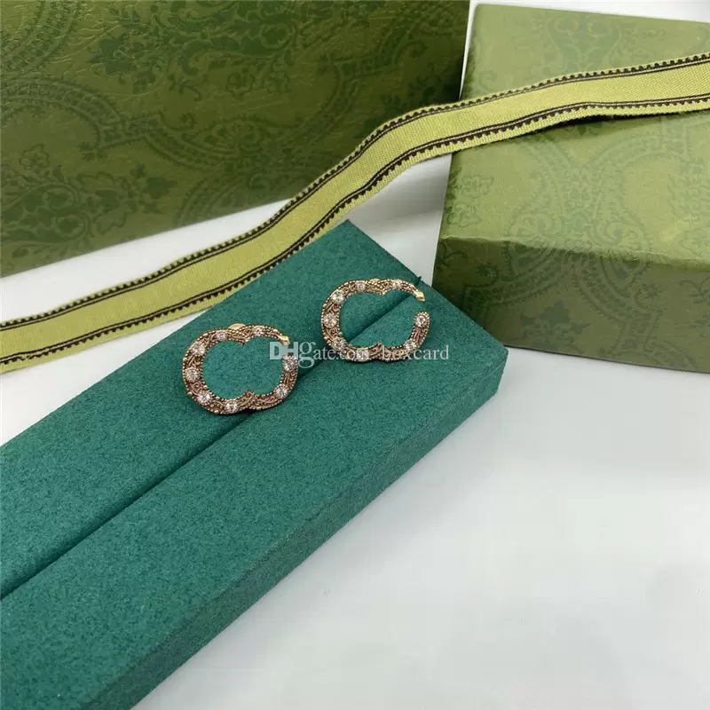 Retro Diamond Charm Earrings Designer Double Letter Crystal Studs Women Rhinestone Eardrops With Gift Box
Retro Diamond Charm Earrings Designer Double Letter Crystal Studs Women Rhinestone Eardrops With Gift Box