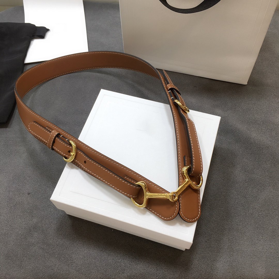 CELLNE girl girdle leather Calfskin belt ladies belt width 30MM lady wastband official high end replica TOP waistband soft and comfortable gift 0016, With box
CELLNE girl girdle leather Calfskin belt ladies belt width 30MM lady wastband official high end replica TOP waistband soft and comfortable gift 0016, With box