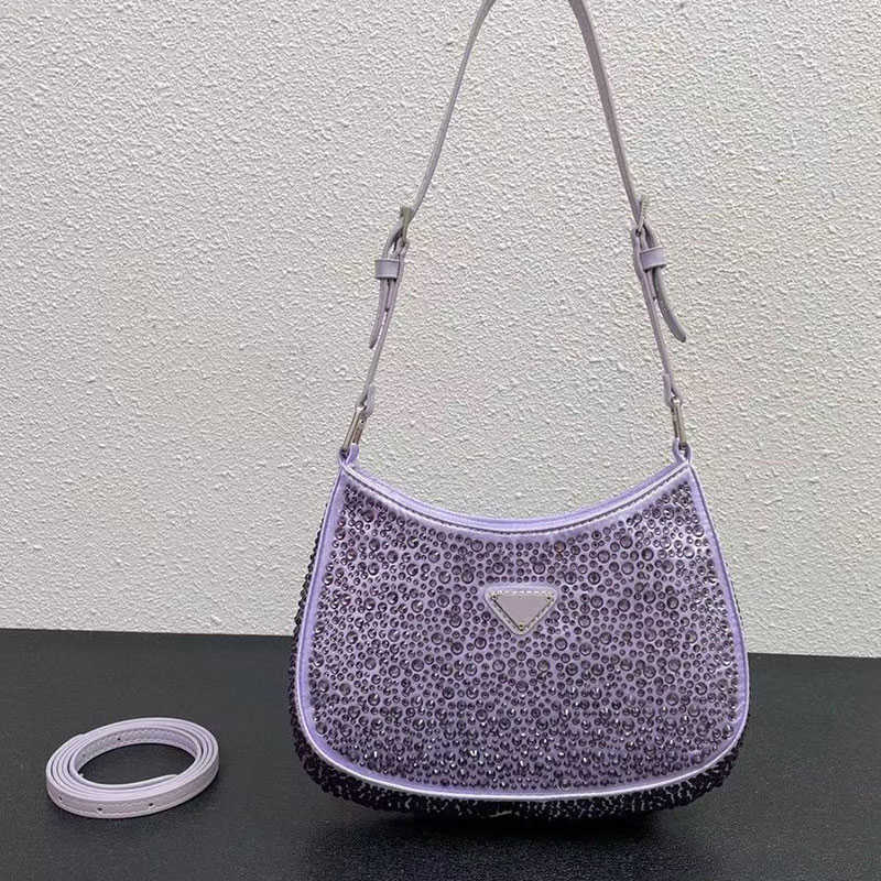 Diamond hobo underarm bag designer shoulder bags twinkle crystal canvas crossbody bags women luxury handbags retro design lady, Pink
Diamond hobo underarm bag designer shoulder bags twinkle crystal canvas crossbody bags women luxury handbags retro design lady, Pink