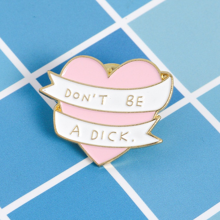 Fashion Pink Heart Brooches Funny Enamel Brooch Pins Enamel Love Jewelry Fit Backpack Coat Sweater Hat Jackets Accessories for Women Lovers Summer Jew