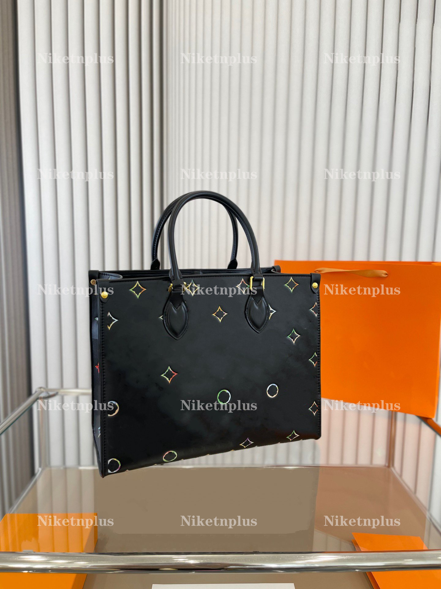 22SS ONTHEGO Bag Colorful series flowers gradient totes designer fashion women black colorful canvas leather handbag, #1
22SS ONTHEGO Bag Colorful series flowers gradient totes designer fashion women black colorful canvas leather handbag, #1
