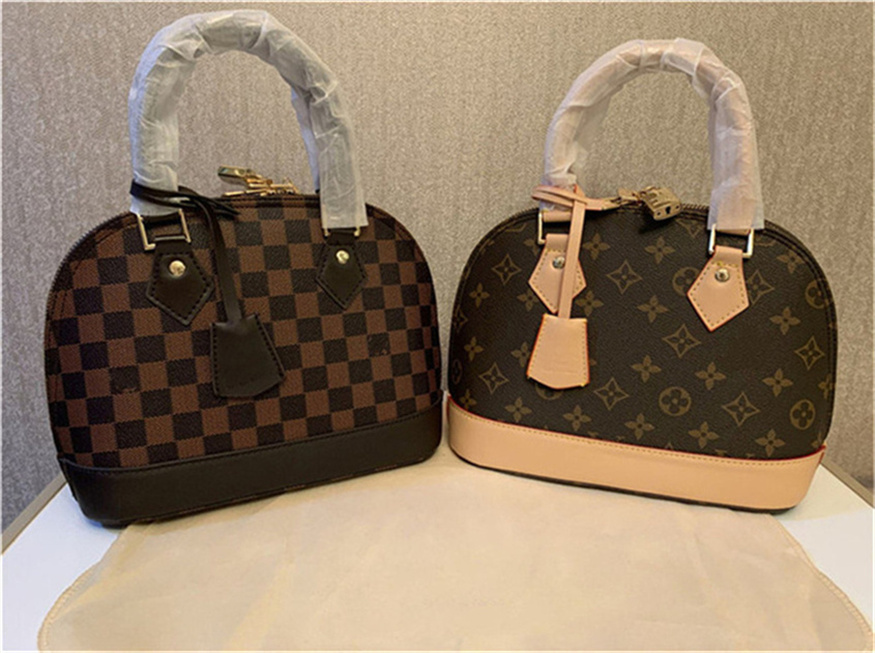 2022 New Underarm Bags Women's Crossbody Shoulder Bags Bags Classic Metal Buckle Fashion Women's Crossbody Luxury
2022 New Underarm Bags Women's Crossbody Shoulder Bags Bags Classic Metal Buckle Fashion Women's Crossbody Luxury