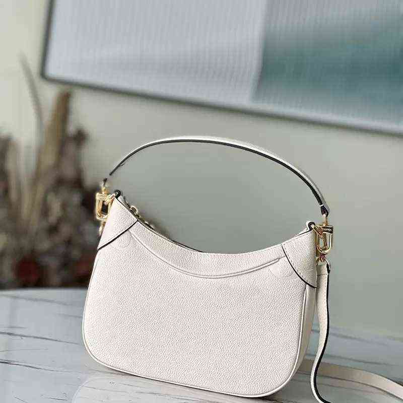 Bagatelle mini hobo bags handbag Bagatelle BB crossbody baguette pattern printed supple grained Empreinte leather Luxurys Designer Totes, Dust bag
Bagatelle mini hobo bags handbag Bagatelle BB crossbody baguette pattern printed supple grained Empreinte leather Luxurys Designer Totes, Dust bag
