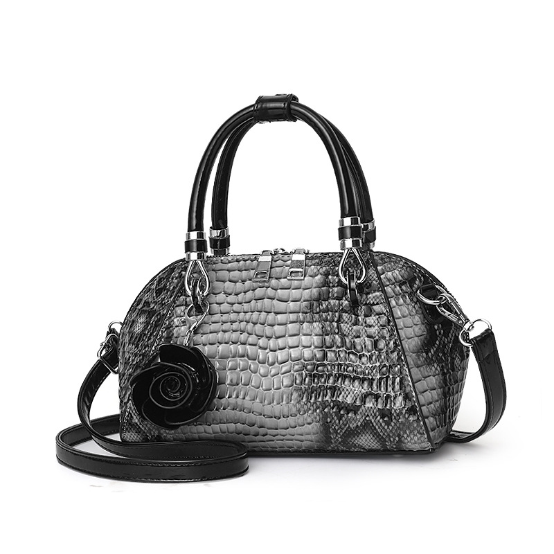 Vintage Bags Serpentine Handbags Women Designer Shoulder Tassel Flower Messenger Bag Sac A Main Femme Crossbody Bag For girls, As photo
Vintage Bags Serpentine Handbags Women Designer Shoulder Tassel Flower Messenger Bag Sac A Main Femme Crossbody Bag For girls, As photo