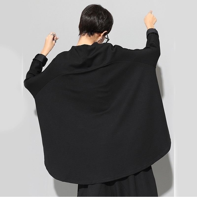EAM Spring Stand Collar Long Sleeve Black Loose Irregular Big Size Cloak Sweatshirt Women Fashion JI949 201203
EAM Spring Stand Collar Long Sleeve Black Loose Irregular Big Size Cloak Sweatshirt Women Fashion JI949 201203