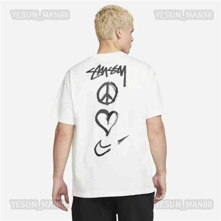 Designer Luxury Summer Stusy Joint Classic Hook Graffiti Printed T Shirt Fashion Stusi Mens And Womens Couple Loose Short Sleeve Tee
Designer Luxury Summer Stusy Joint Classic Hook Graffiti Printed T Shirt Fashion Stusi Mens And Womens Couple Loose Short Sleeve Tee