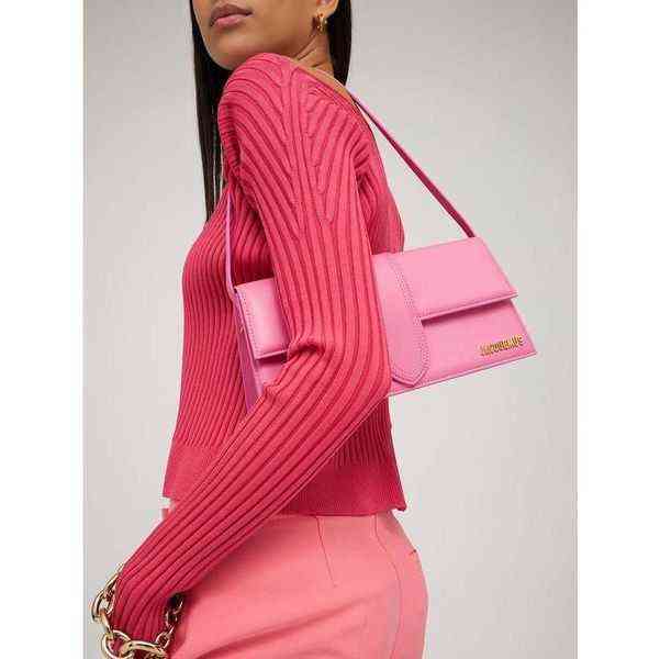 Jacquemsbag bag Le bambino spring and summer leather armpit bag one shoulder portable small square bag, Pink
Jacquemsbag bag Le bambino spring and summer leather armpit bag one shoulder portable small square bag, Pink