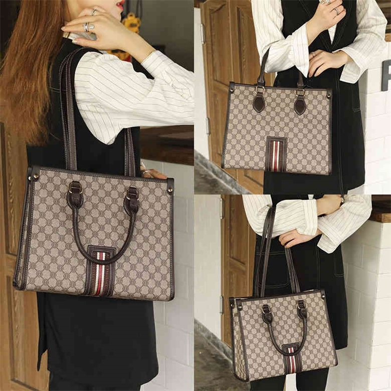 66% OFF trendy bags 2022 New Designer Handbags Luxury tote hand printing versatile fashion, Brown
66% OFF trendy bags 2022 New Designer Handbags Luxury tote hand printing versatile fashion, Brown