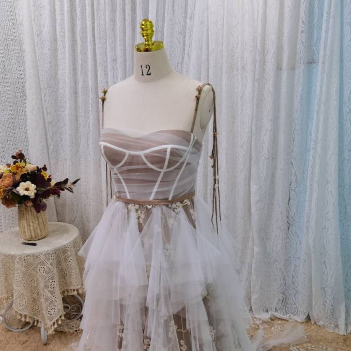 Bohemian Wedding Dresses Lace Appliqued Bridal Gowns A Line Sweep Train Tulle robe de mariee