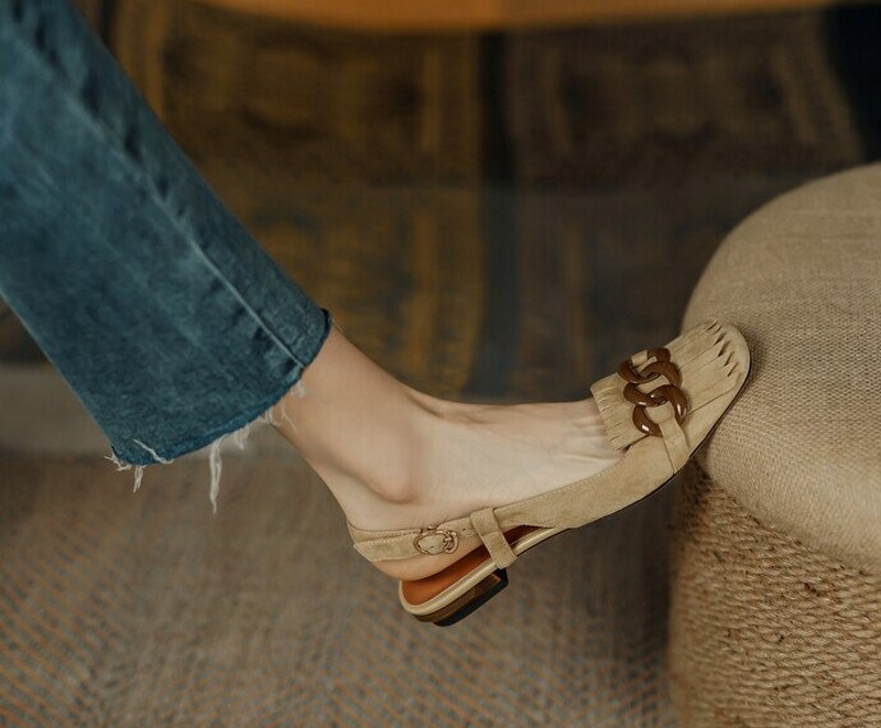 Sheepskin Slingbacks Women Flat heel Fashion Lady Wedding Dress Shoes Square toe Lady Tassel Fringe Oxfords Shoes
Sheepskin Slingbacks Women Flat heel Fashion Lady Wedding Dress Shoes Square toe Lady Tassel Fringe Oxfords Shoes